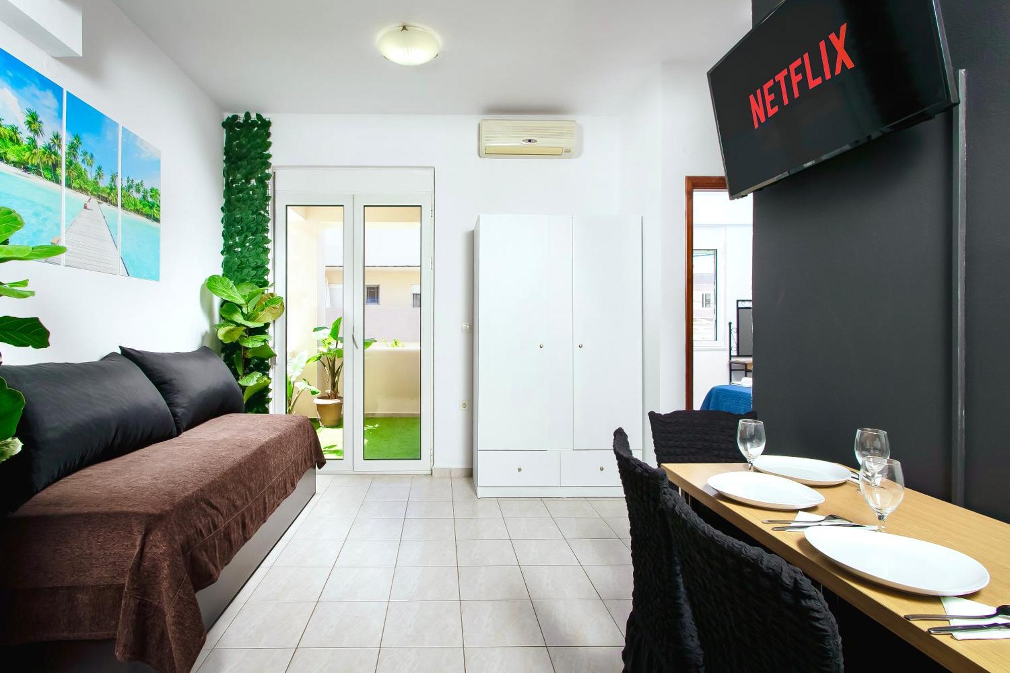 Pearl Seaside Cozy Apartments Hriszí Aktí Haniá Kültér fotó