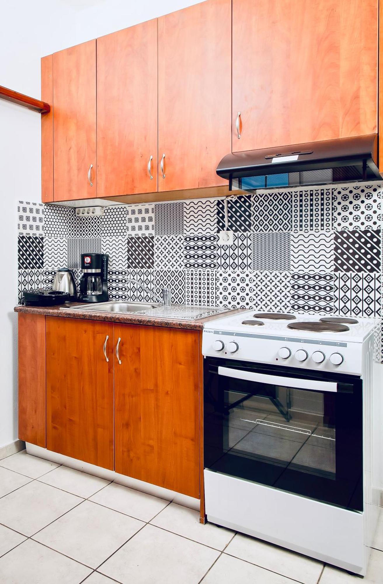 Pearl Seaside Cozy Apartments Hriszí Aktí Haniá Kültér fotó
