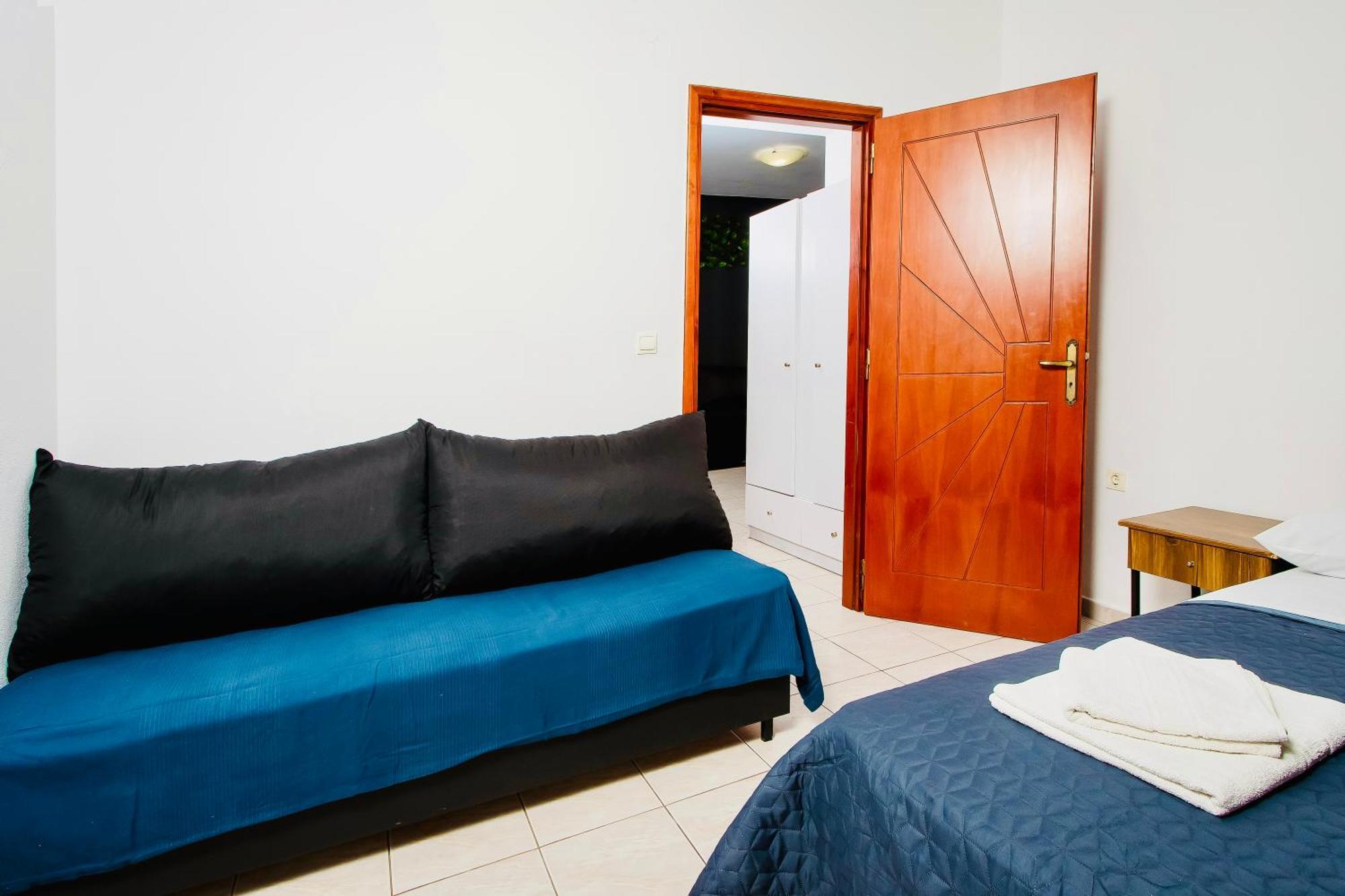 Pearl Seaside Cozy Apartments Hriszí Aktí Haniá Kültér fotó